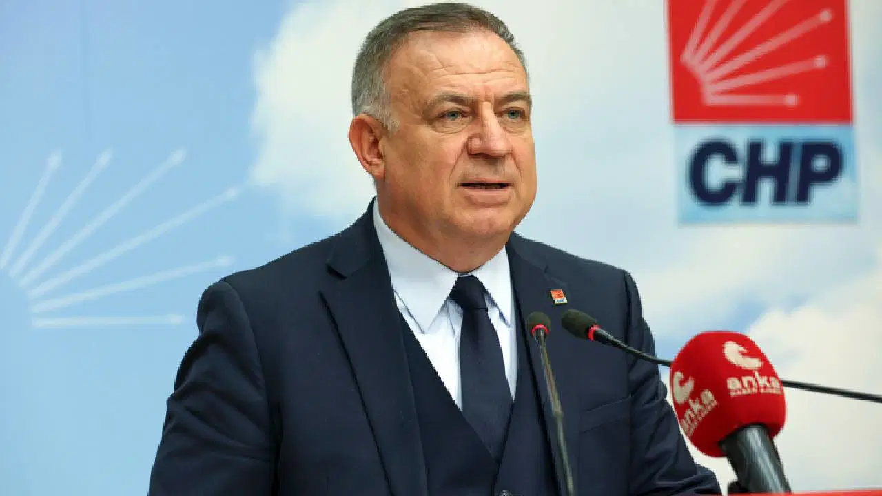 Bir tarafta kabul, bir tarafta ret… Zeybek’ten YSK kararları yorumu: ‘Bir garabete imza atıldı…’