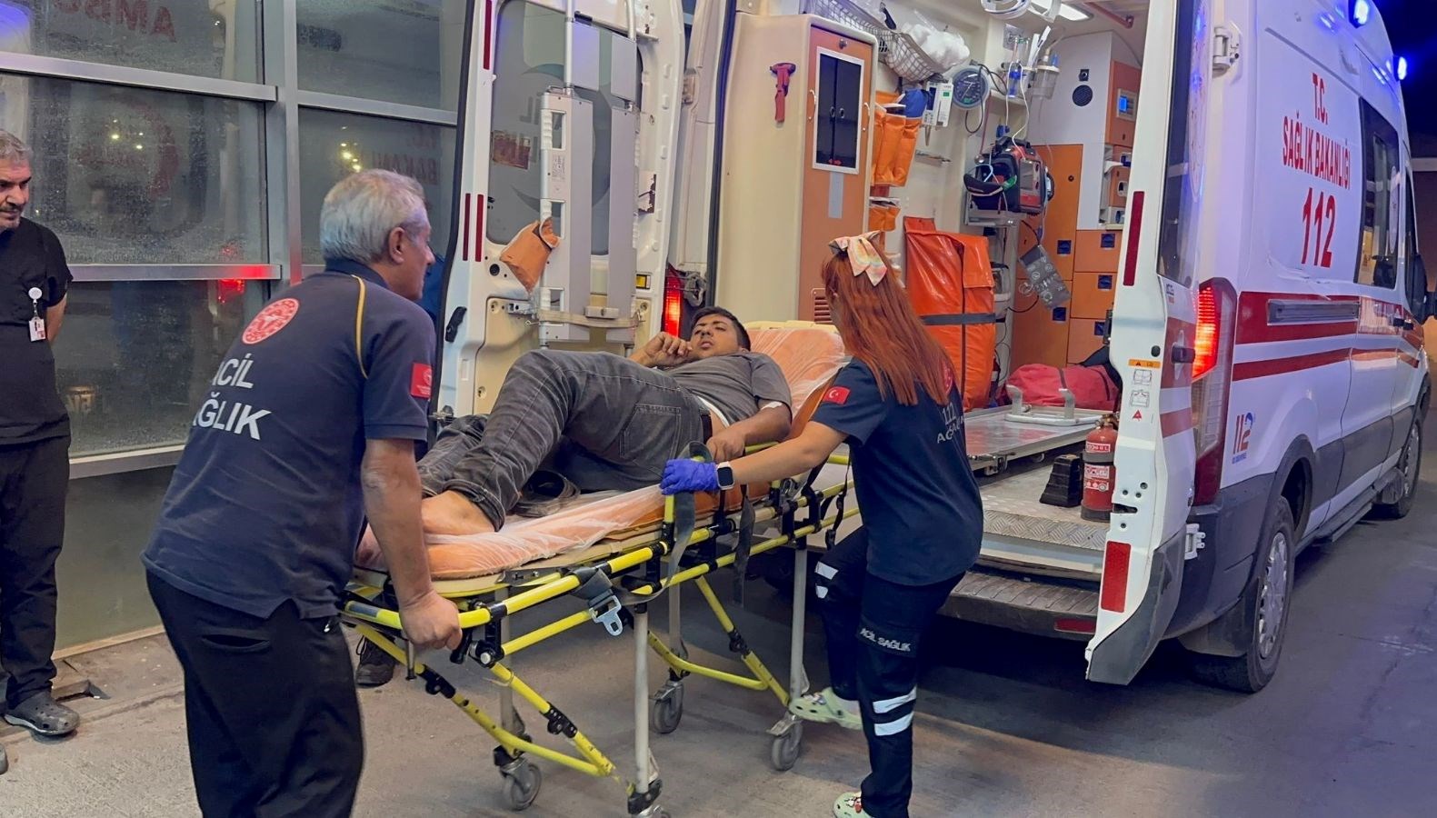 devrilen motosikletin surucusu yaralandi A462DGlX