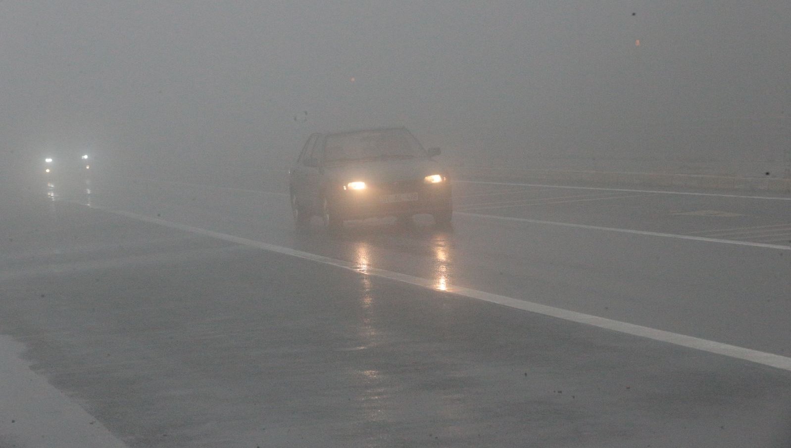 bolu daginda goz gozu gormuyor SXLibAxy.jpg