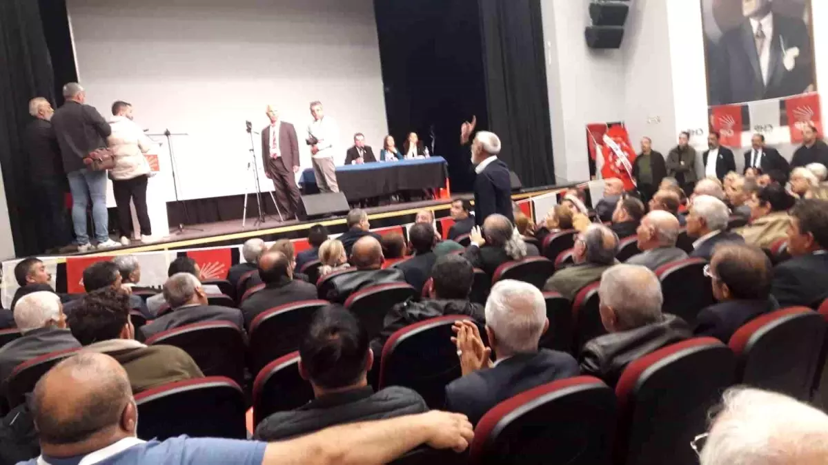 chp kars il kongresinde saibe iddialari gerginlige neden oldu TmVLXsyL.jpg
