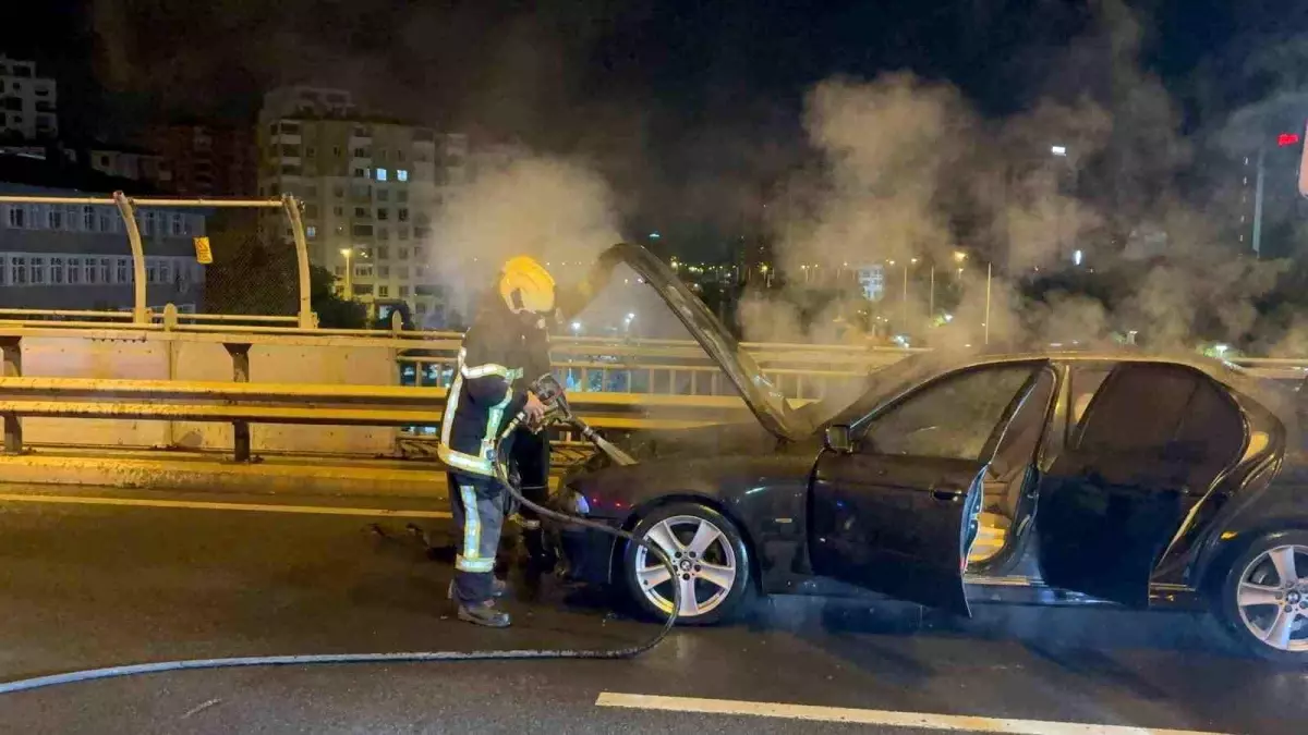 kayseride ust gecitte otomobil yangini 5s5PZ1iI