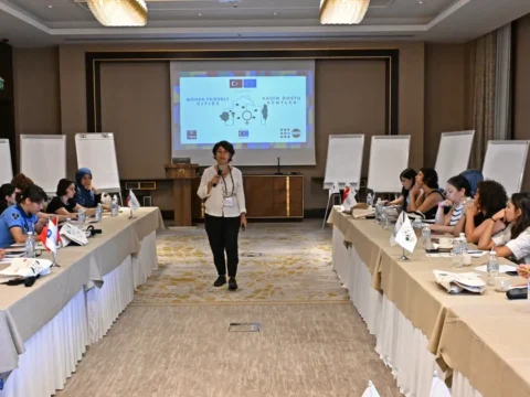 Antalya kadin dostu kent vizyonunu guclendiriyor BrzmhSVe